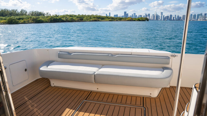 55Ft Sea Ray Flybridge  available In Miami Beach for rent for up to 13 Guest. - Image 13