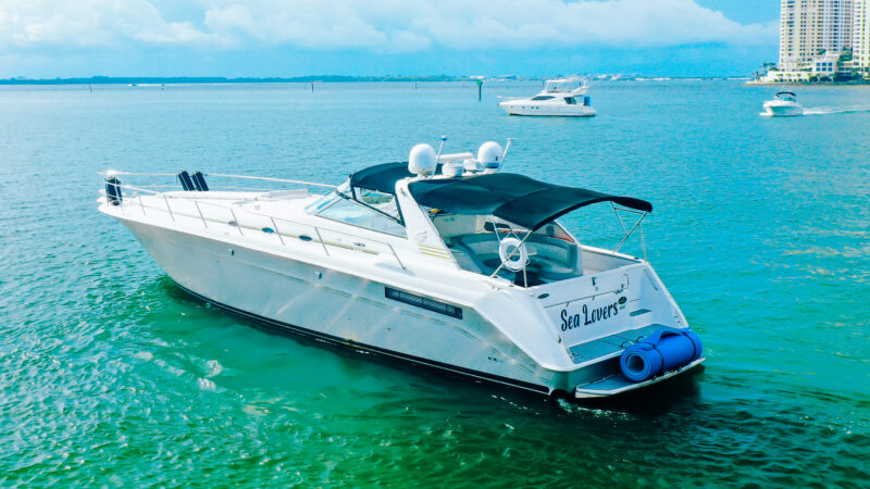 55’ SEARAY SUNDANCER AVAILABLE IN MIAMI FOR UP TO 13 GUEST - Image 4