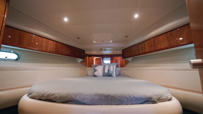 50’ AZIMUT FLYBRIDGE AVAILABLE IN MIAMI FOR UP TO 13 GUEST - Image 5