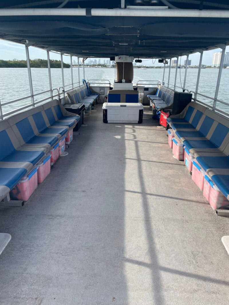 39Ft Big Pontoon Boat Party available in Miami for rent for up to 40 Guest. - Image 4