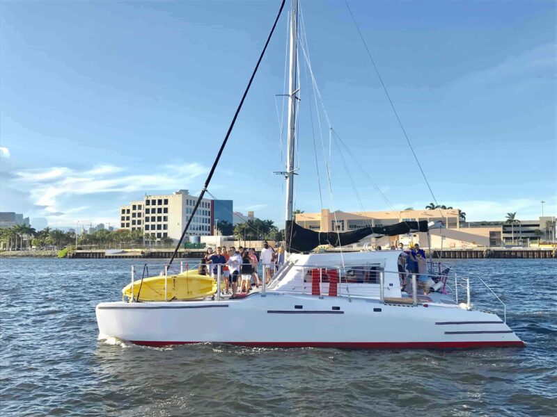 60' Catamaran Available for Rent in Miami for up to 49 Guest. - Image 3