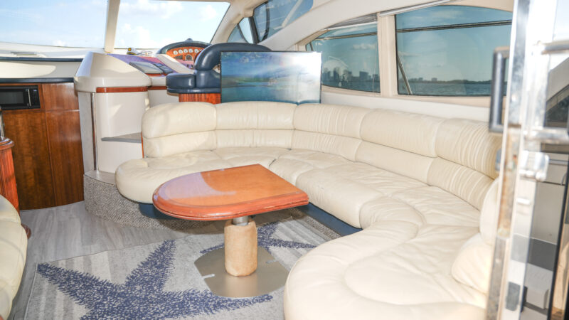 50Ft Azimut available for Rent in Miami for up to 13 Guest, PLUS 2 JET SKIS INCLUDE FOR ONE HRS EACH. - Image 10