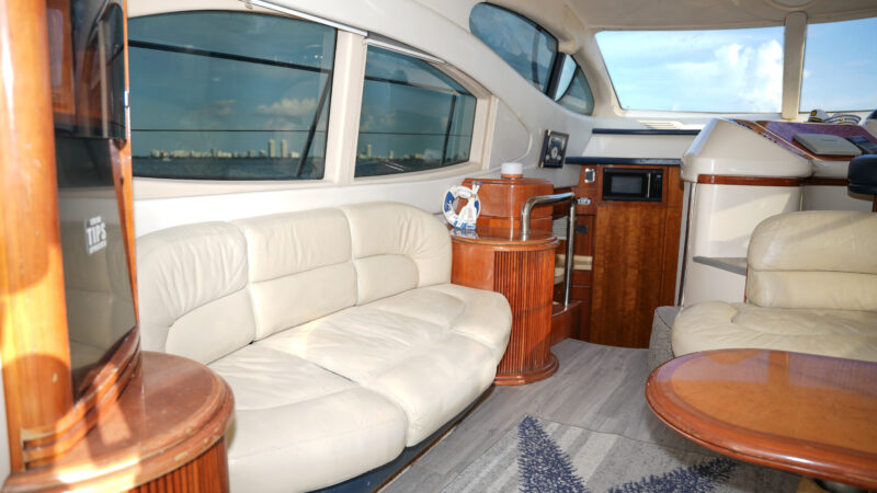 50Ft Azimut available for Rent in Miami for up to 13 Guest, PLUS 2 JET SKIS INCLUDE FOR ONE HRS EACH. - Image 11