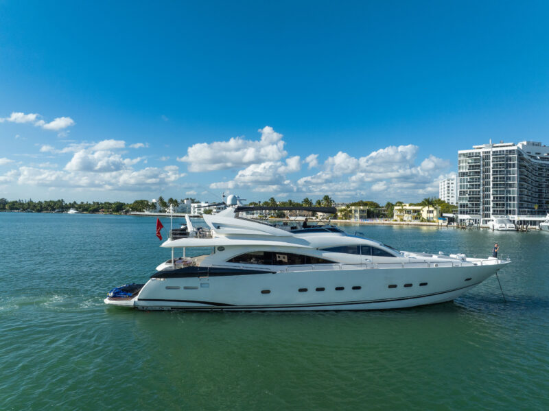 94Ft Yacht Rental In Miami FL For 13 Guest MAX - Image 20