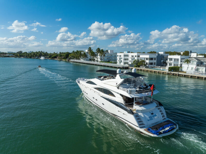 94Ft Yacht Rental In Miami FL For 13 Guest MAX - Image 19